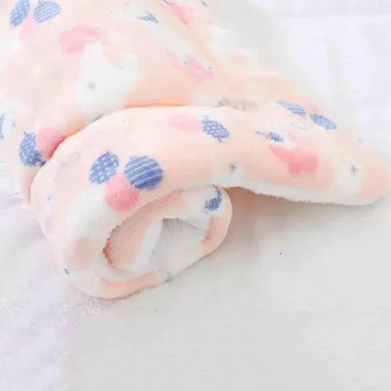 Thickened Pet Sleeping Mat Cat Bed Soft Fur Dog Bed Pet Blanket Mat Household Flannel Mattress Washable Warm Carpet Pet Supplies
