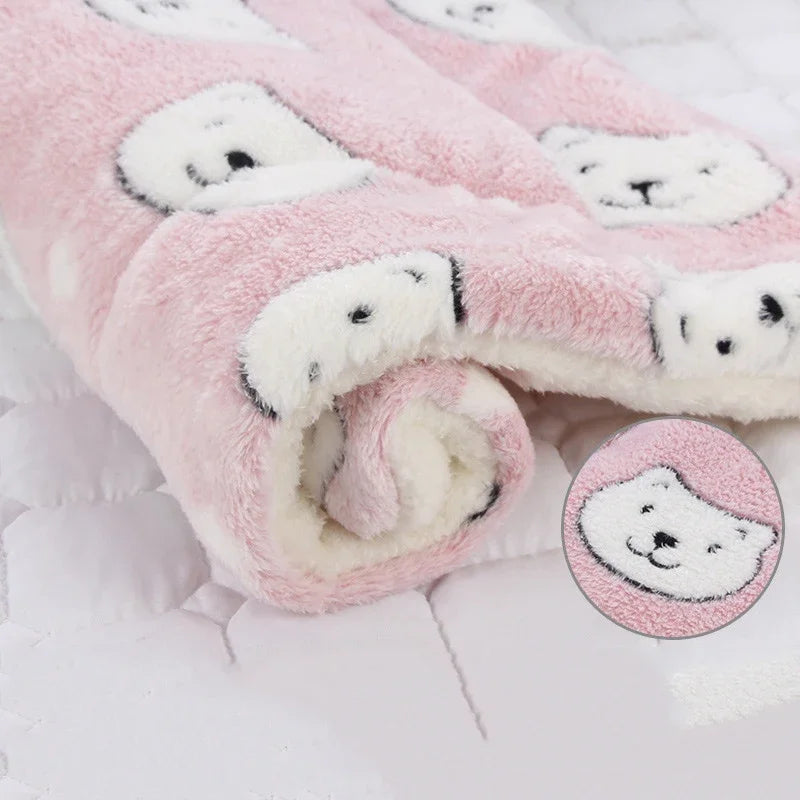 Thickened Pet Sleeping Mat Cat Bed Soft Fur Dog Bed Pet Blanket Mat Household Flannel Mattress Washable Warm Carpet Pet Supplies