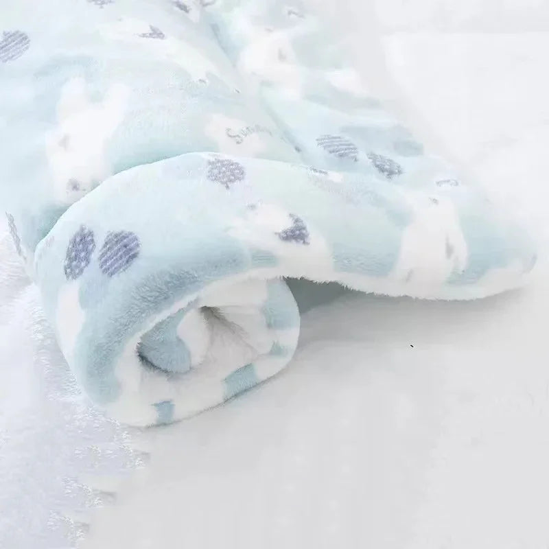 Thickened Pet Sleeping Mat Cat Bed Soft Fur Dog Bed Pet Blanket Mat Household Flannel Mattress Washable Warm Carpet Pet Supplies